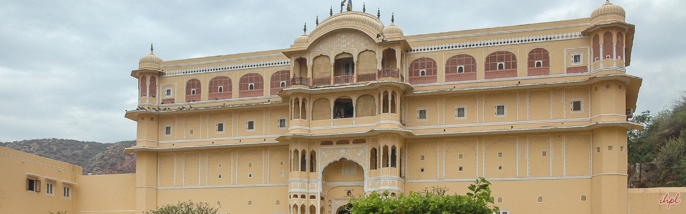 Maharaja Retreat Tour Package